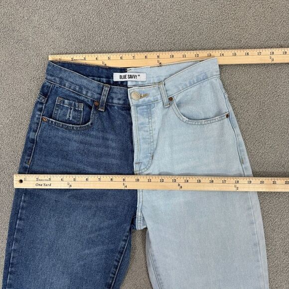 Blue Savvy Two Tone High Rise Mom Jeans Blue Juniors 5 27 Straight Leg Button - Picture 11 of 13